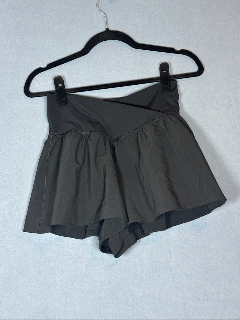 OFFLINE by Aerie Flounce Skort Womens Black High Rise Ruffle Tennis Skirt Shorts
